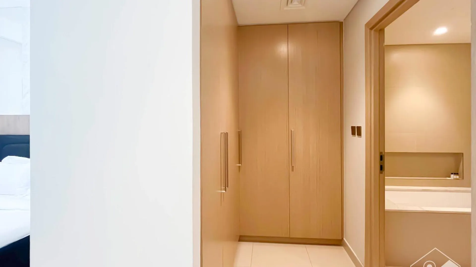 Apartment Luxurious Stay Dubai Creek Balcony & View United Arab Emirates