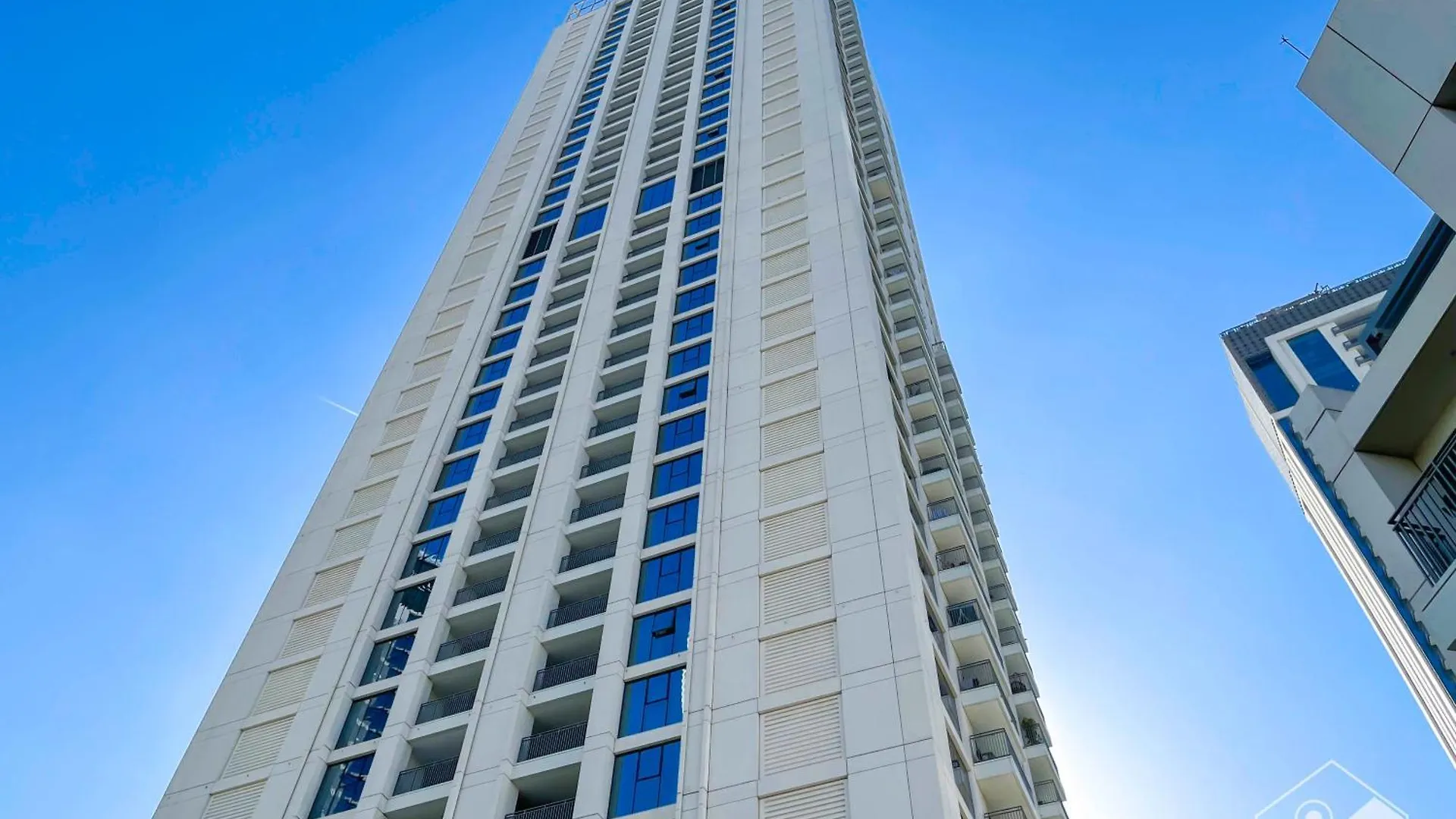 Luxurious Stay Dubai Creek Balcony & View Apartment