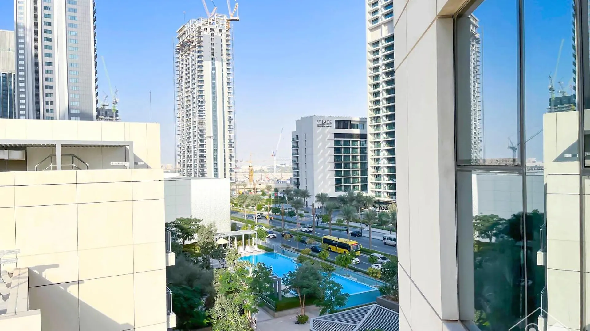 Luxurious Stay Dubai Creek Balcony & View 0*,
