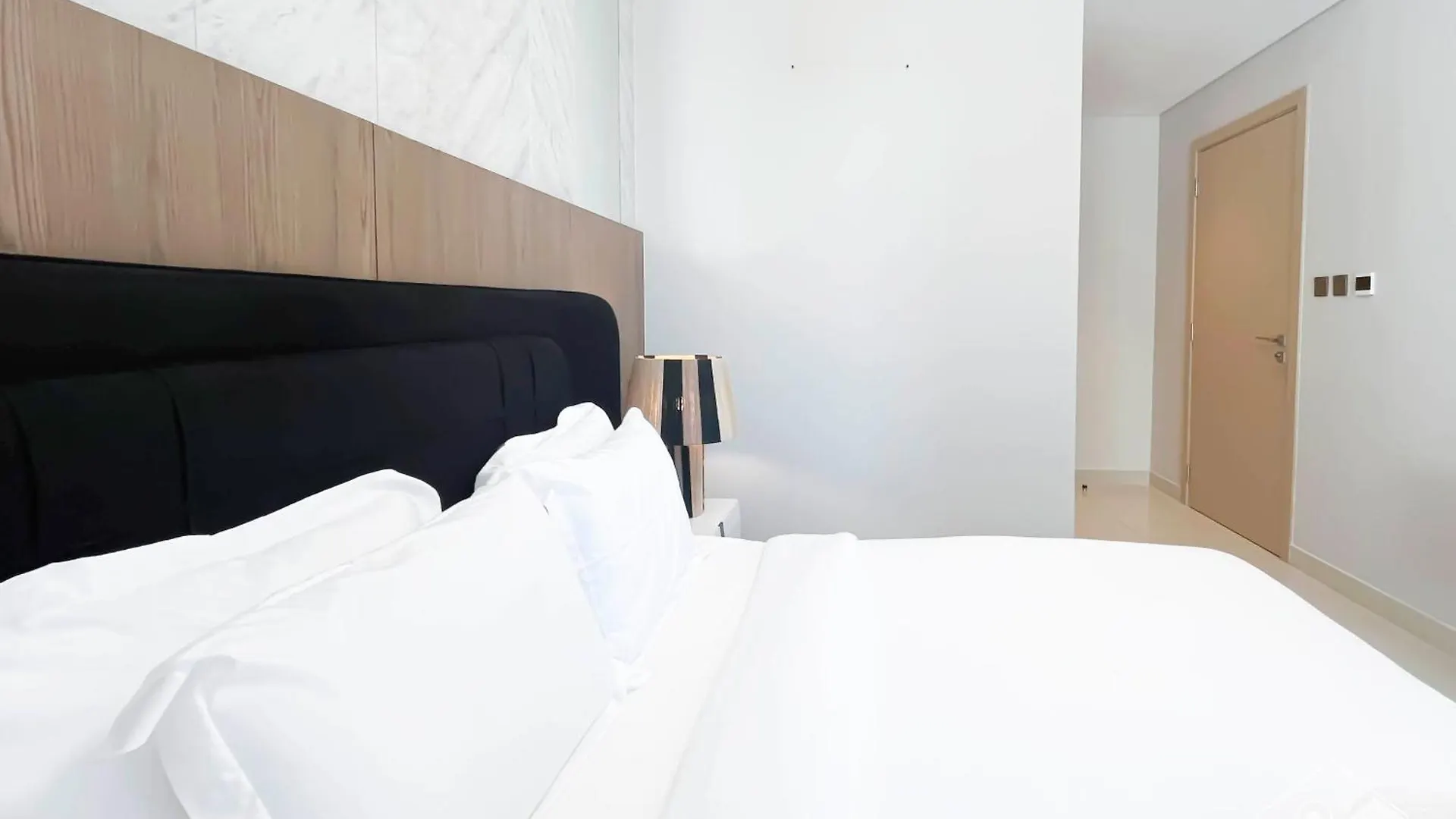 Luxurious Stay Dubai Creek Balcony & View United Arab Emirates