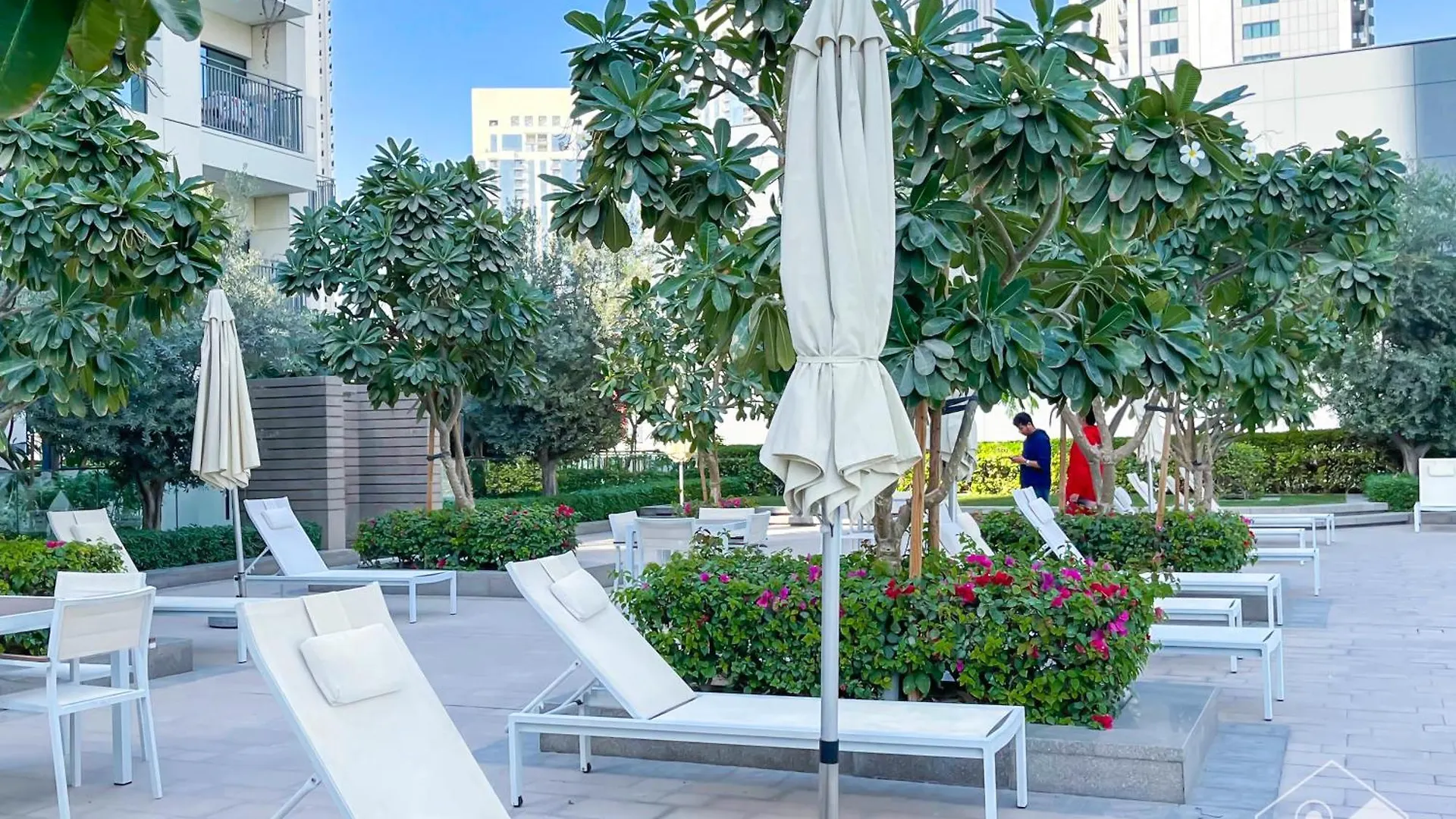 Luxurious Stay Dubai Creek Balcony & View
