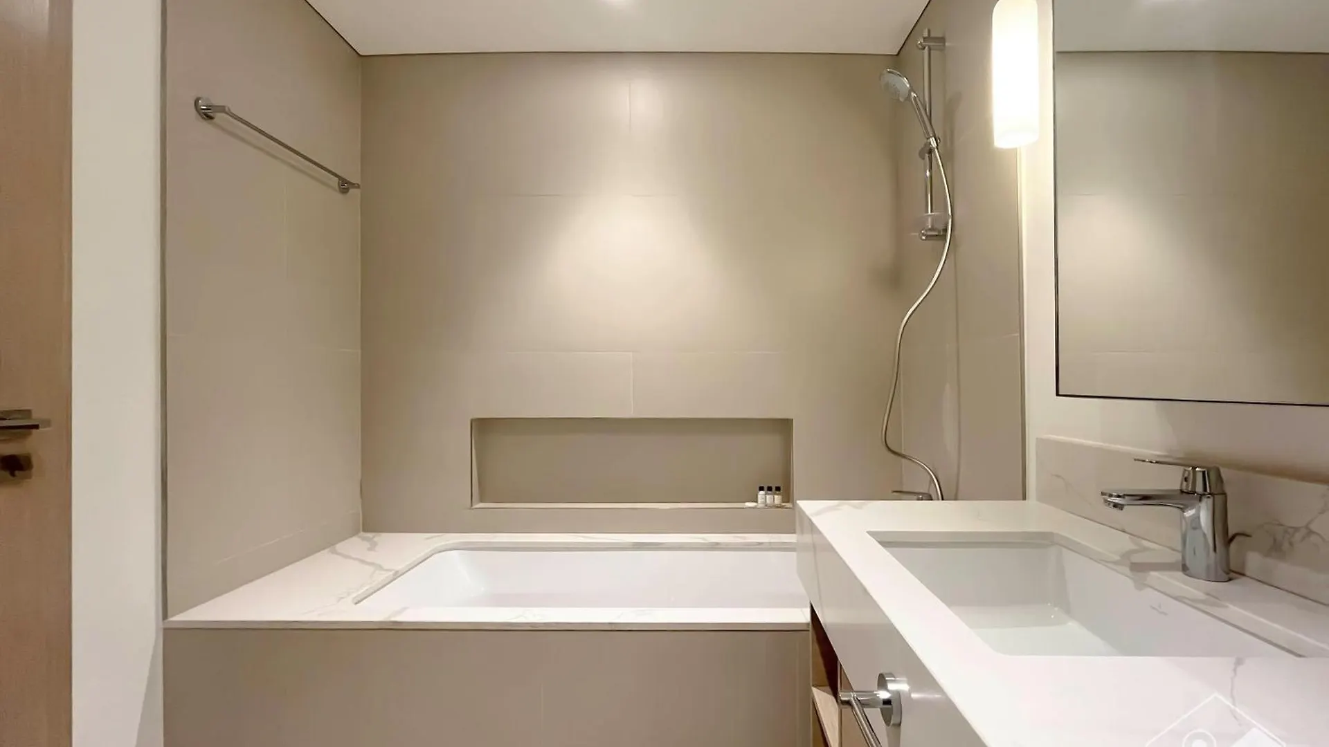 Apartment Luxurious Stay Dubai Creek Balcony & View United Arab Emirates
